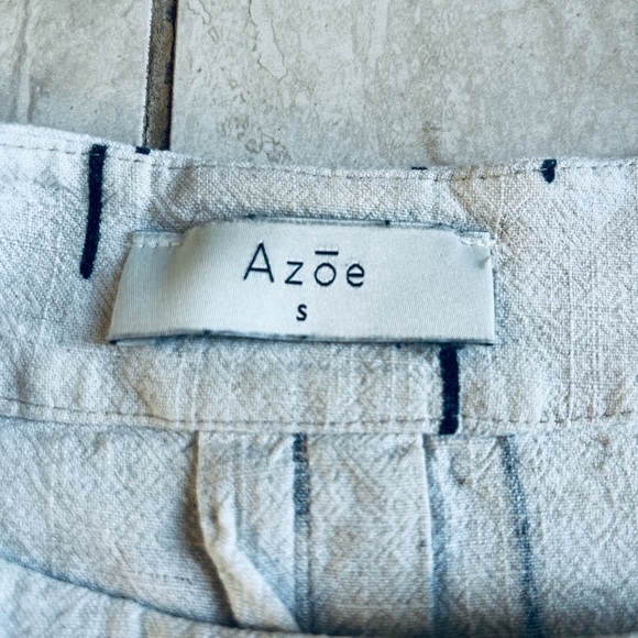 Azoe Cream and Black Women's Linen Blend Boxy Top - Picture 2 of 6